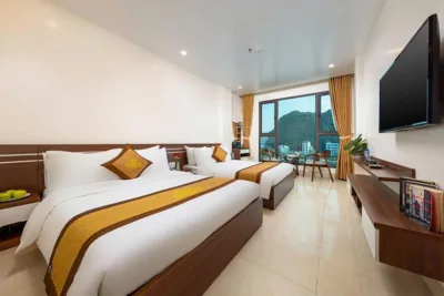 Deluxe Double or Twin Room with Lake View — Cat Ba Emerald Lake View